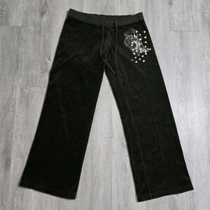 Vintage Y2K Juicy Couture Green Velour Capri Sweatpants Small
